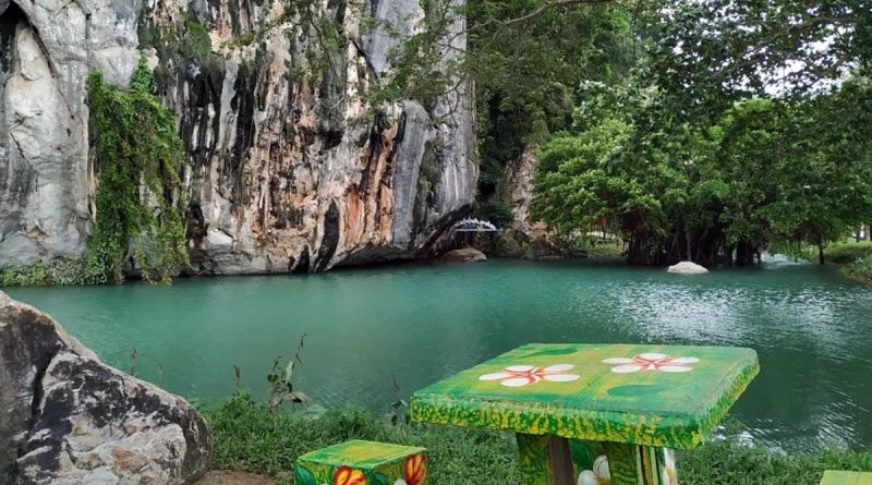 ถ้ำน้ำเย็นเขาชัยสน