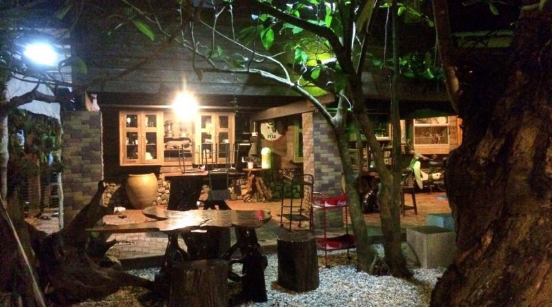 ร้านอาหาร สี่สิบเก้า