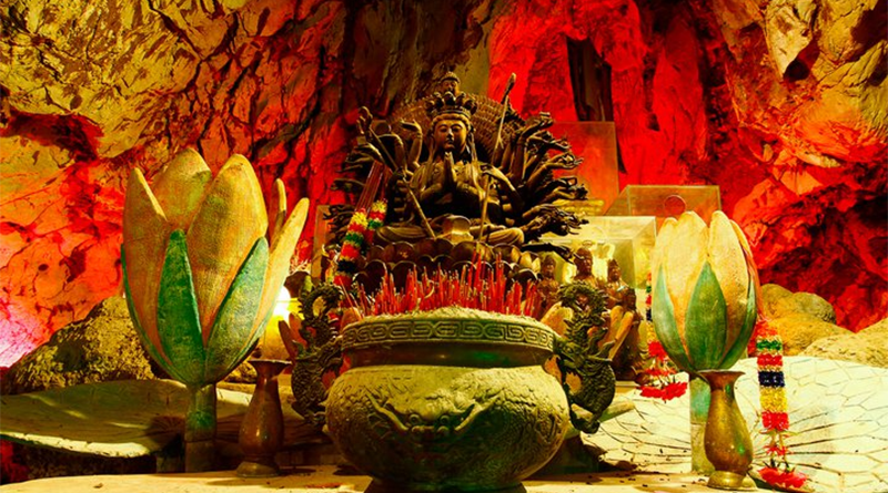 ศาลเจ้าแม่กวนอิม เกาะกระ