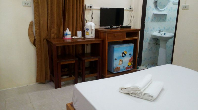 ห้องพัก บ่อน้ำร้อน เขาชัยสน