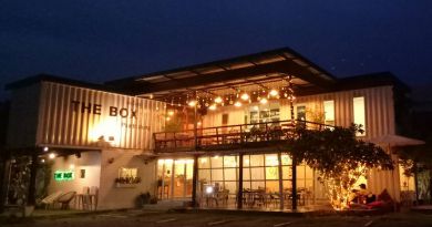 ร้านอาหาร เดอะ บ๊อกซ์ คาเฟ่
